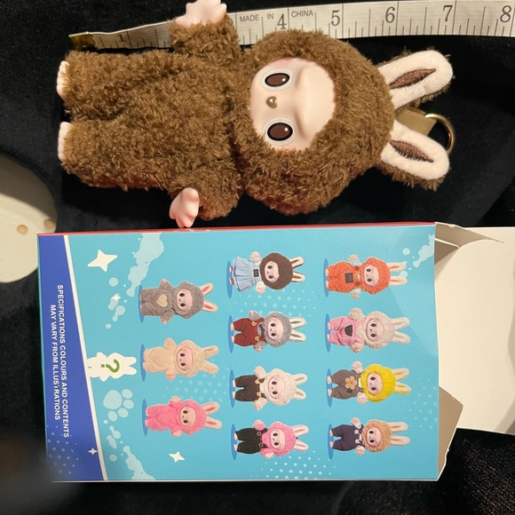 Labubu doll - Picture 5 of 5